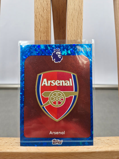Topps Premier League 2026 - Arsenal Crest Blue Mini Diamond Parallel - Numbered 062/150